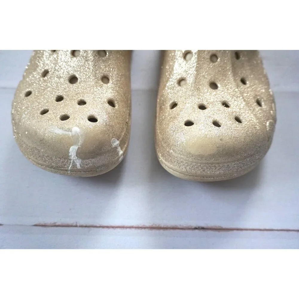 Crocs Girls Classic Gold Glitter Lined Rubber Clogs, Size 13C - Picture 4 of 10